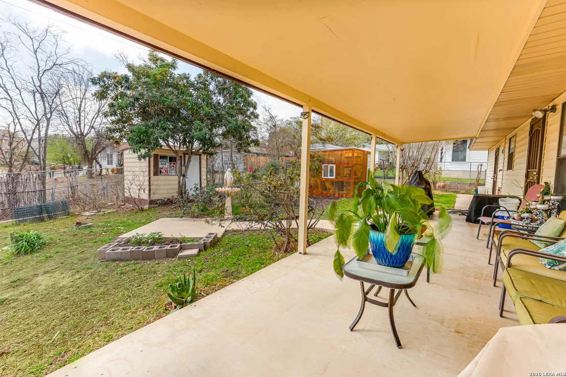 Photo of 3914 Anton