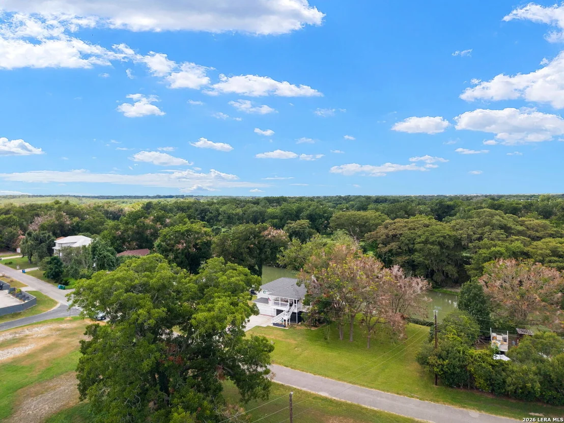 Photo of 34 river oak