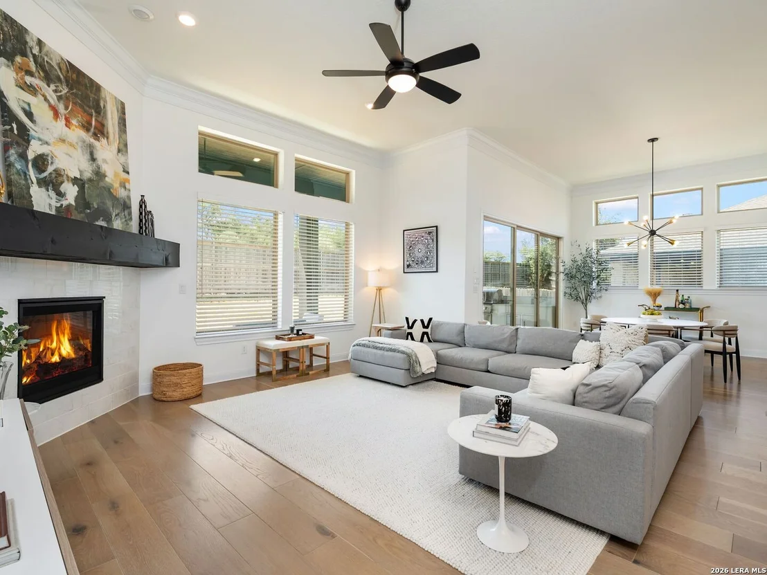 Photo of 3914 Balentine