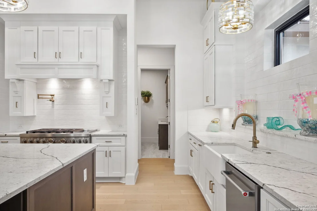 Photo of 4104 Abasolo