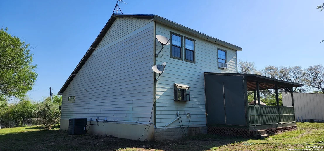 Photo of 350 County Road 574