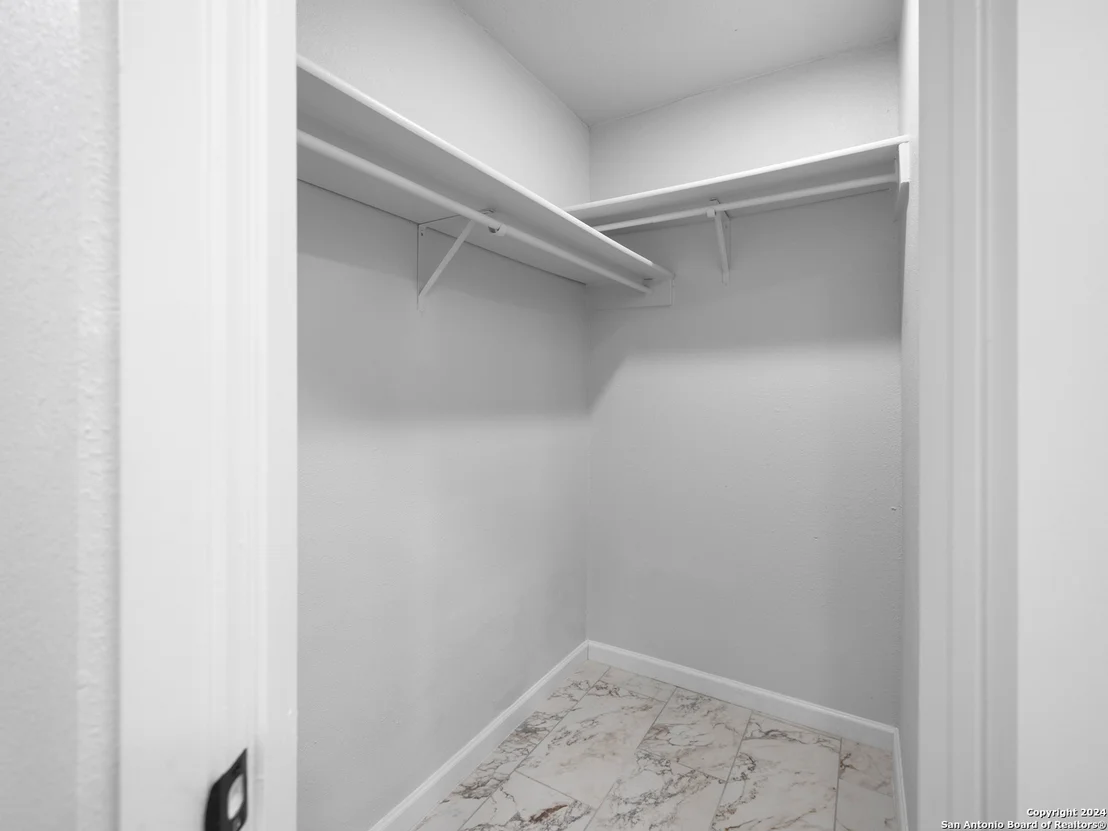 Photo of 7707 clear ridge