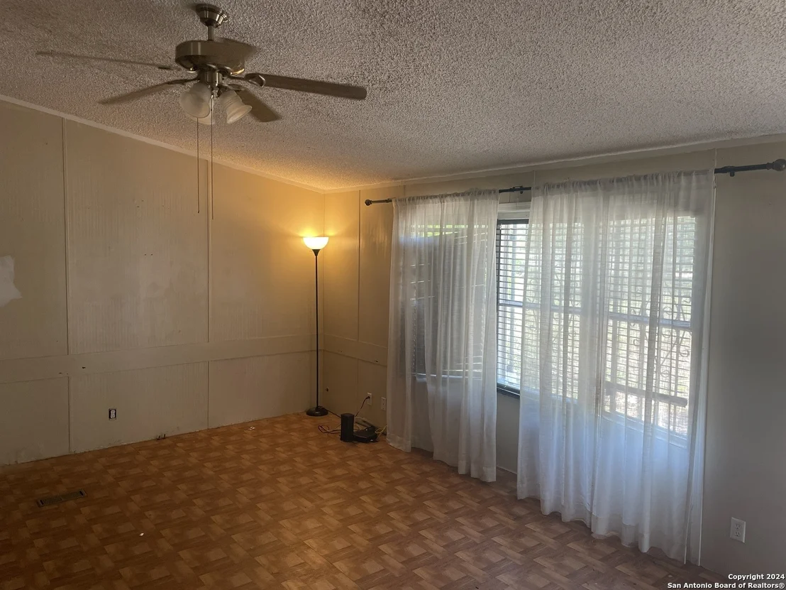 Photo of 155 COUNTY ROAD 4635