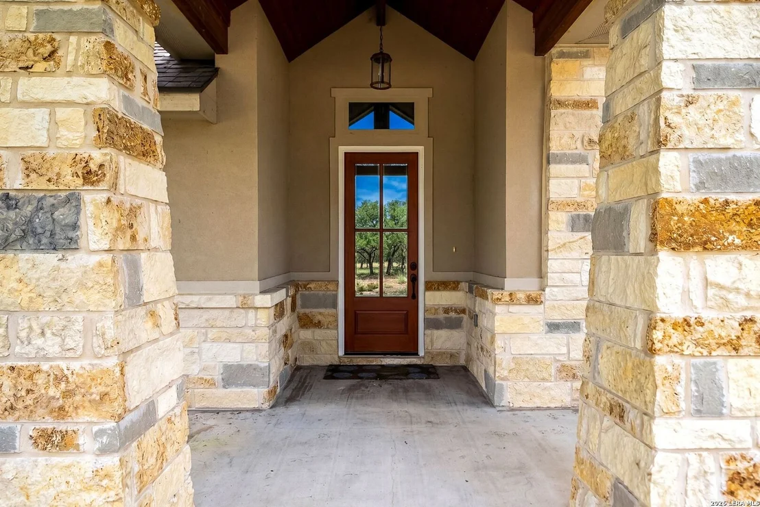 Photo of 156 Crescent Ridge
