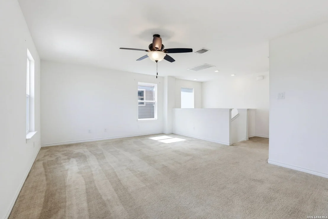 Photo of 5911 Eckhert Rd. #105