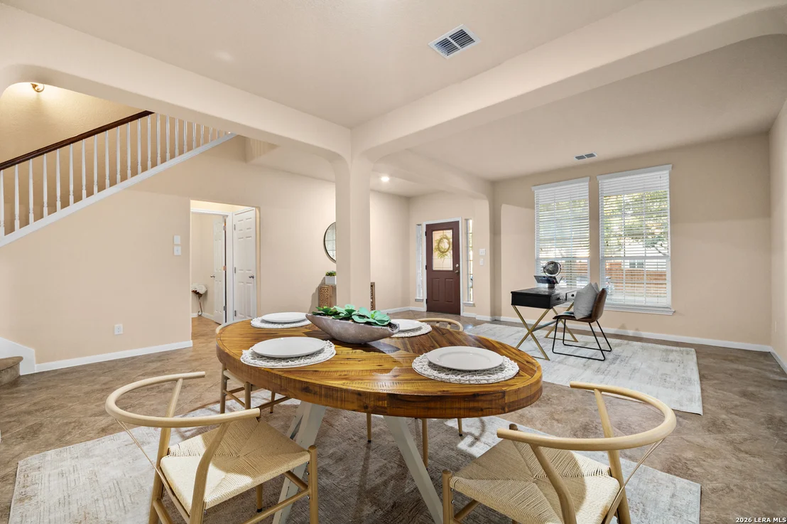 Photo of 1008 Magellan