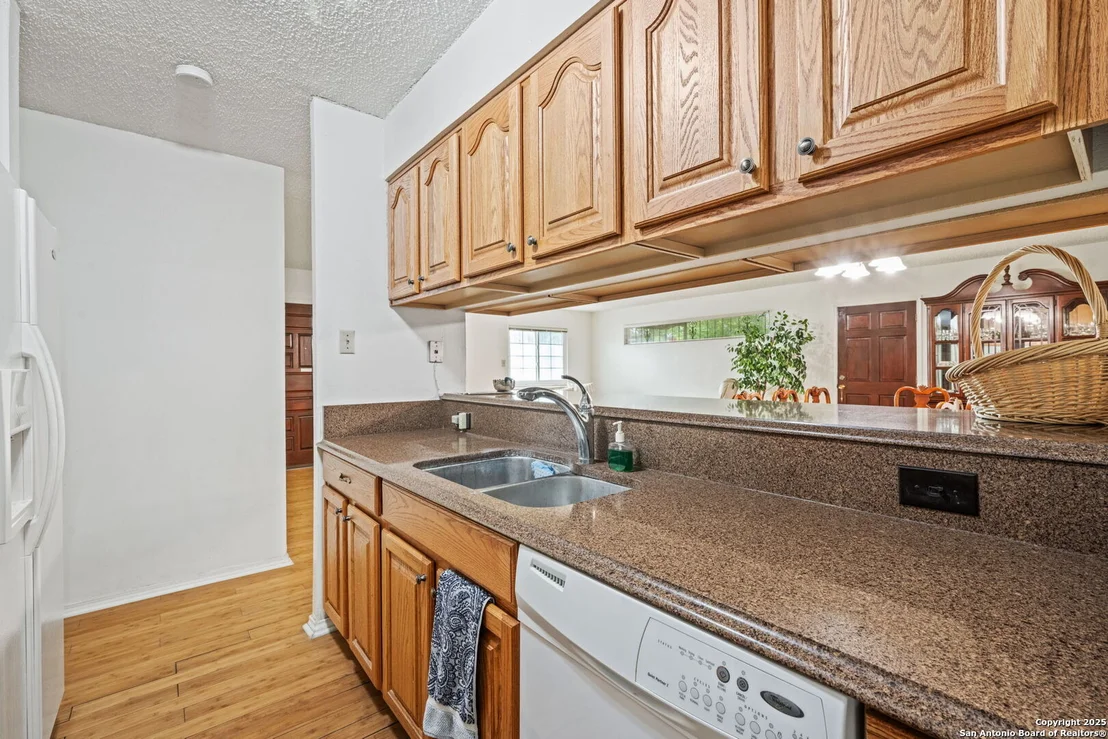 Photo of 6719 Lucerne