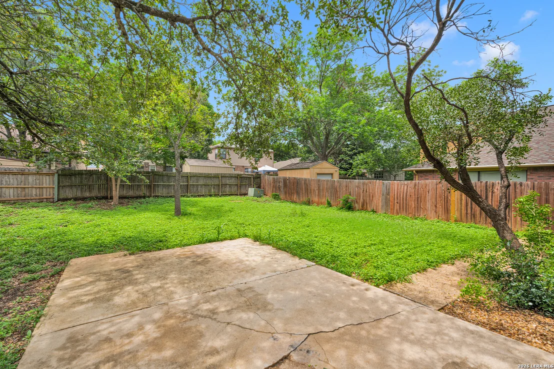 Photo of 7502 Beaver Tree