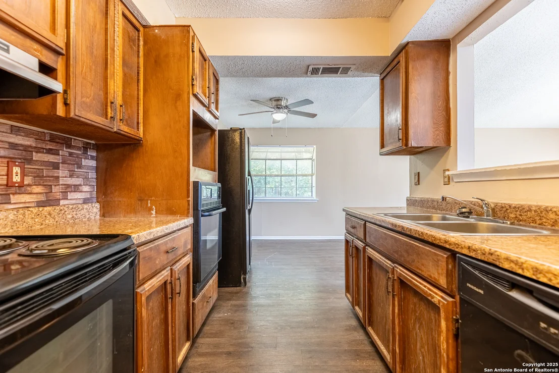 Photo of 5814 pineway