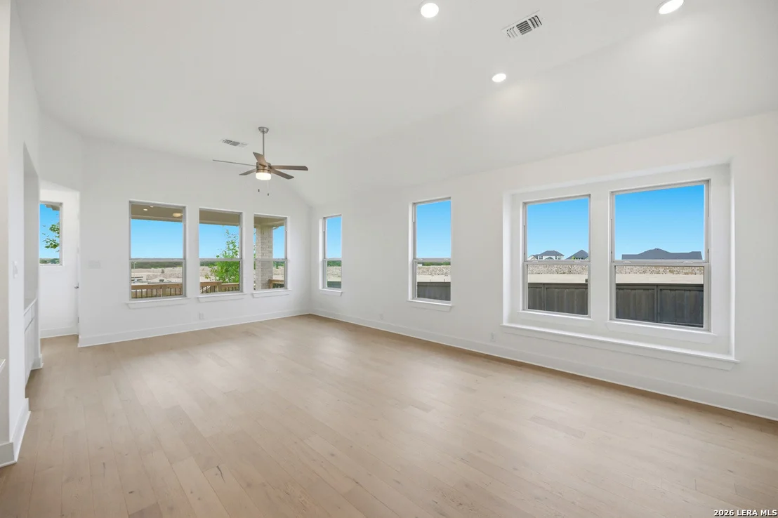 Photo of 2260 Altiplano