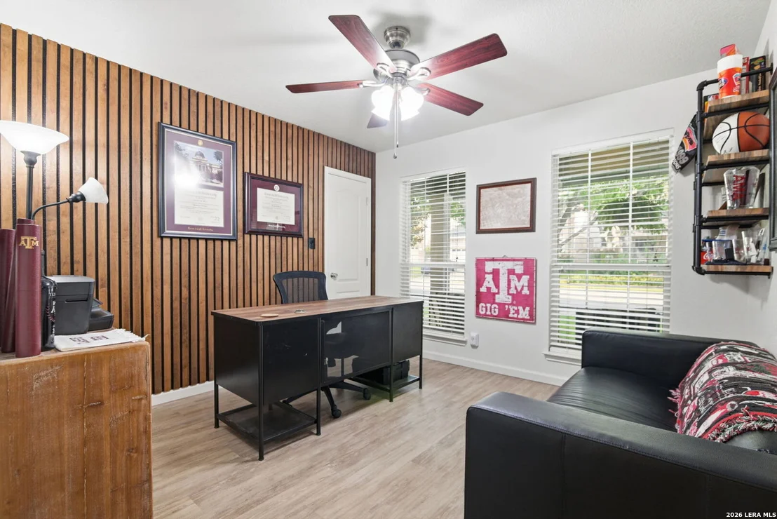 Photo of 516 THOREAU TRL