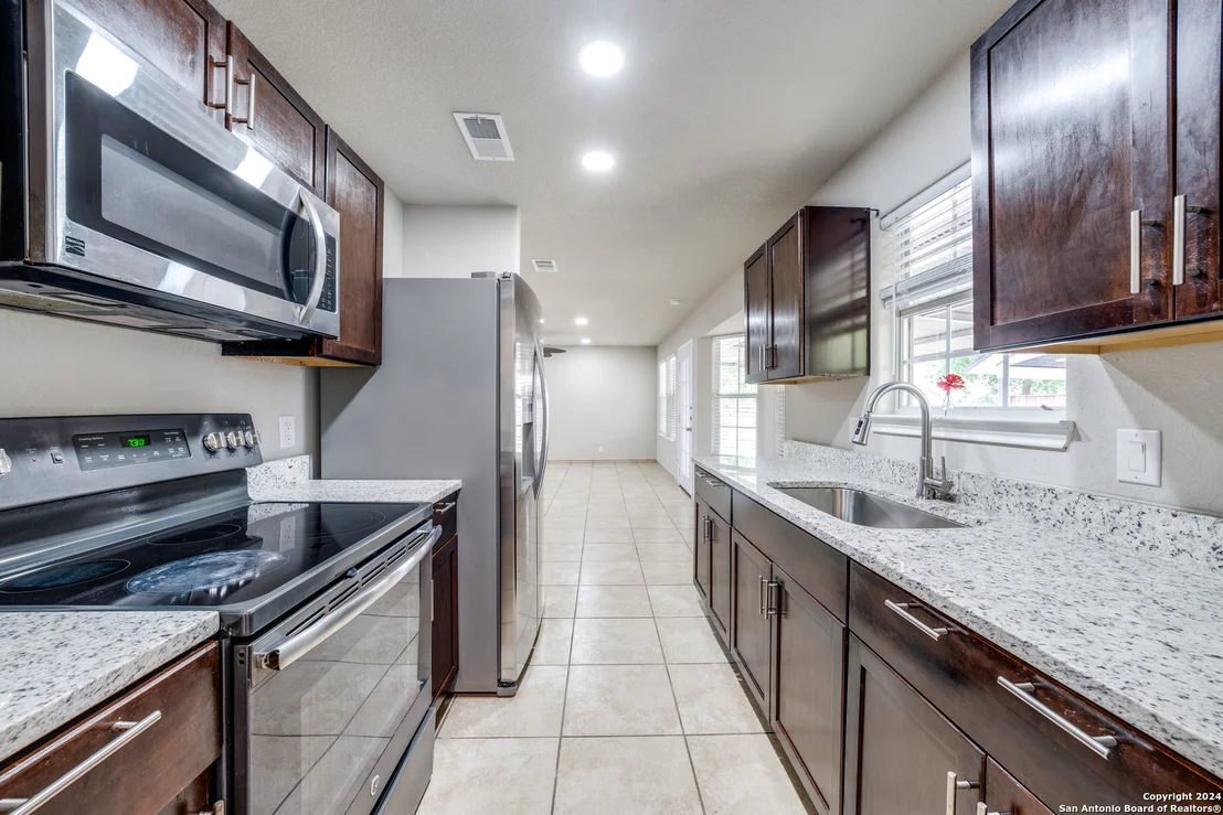 Photo of 9622 five forks