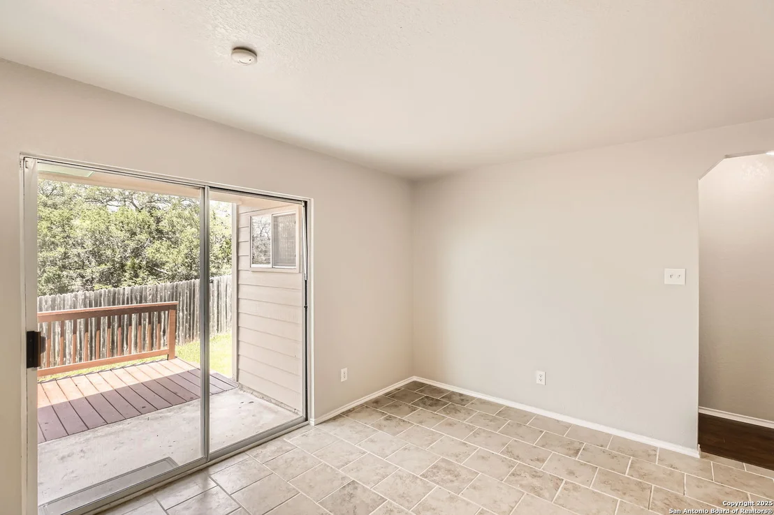 Photo of 3747 Hideaway Grn
