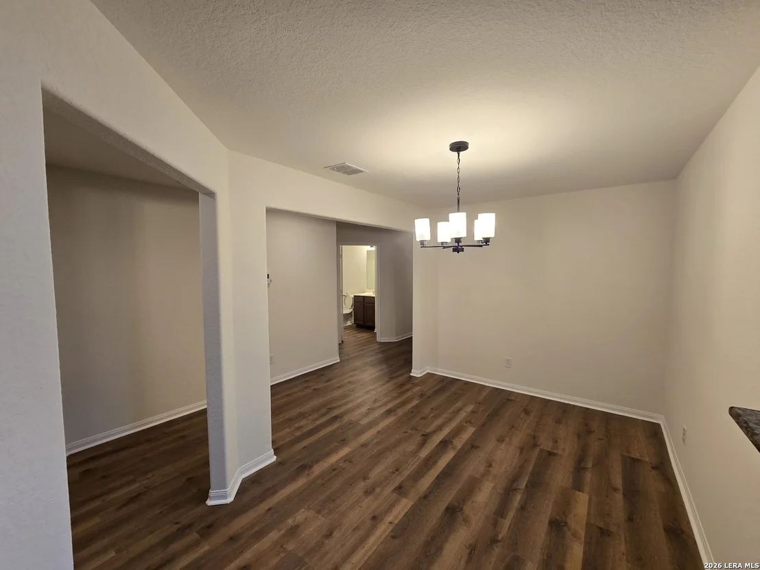 Photo of 12150 LUCKEY VW