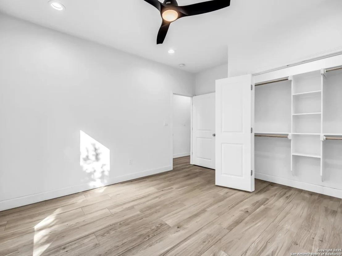 Photo of 241 Toucan Drive