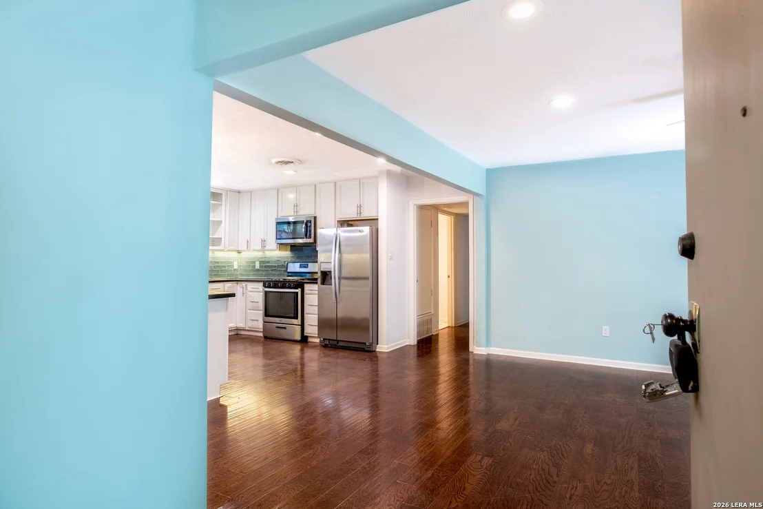 Photo of 1422 Mockingbird