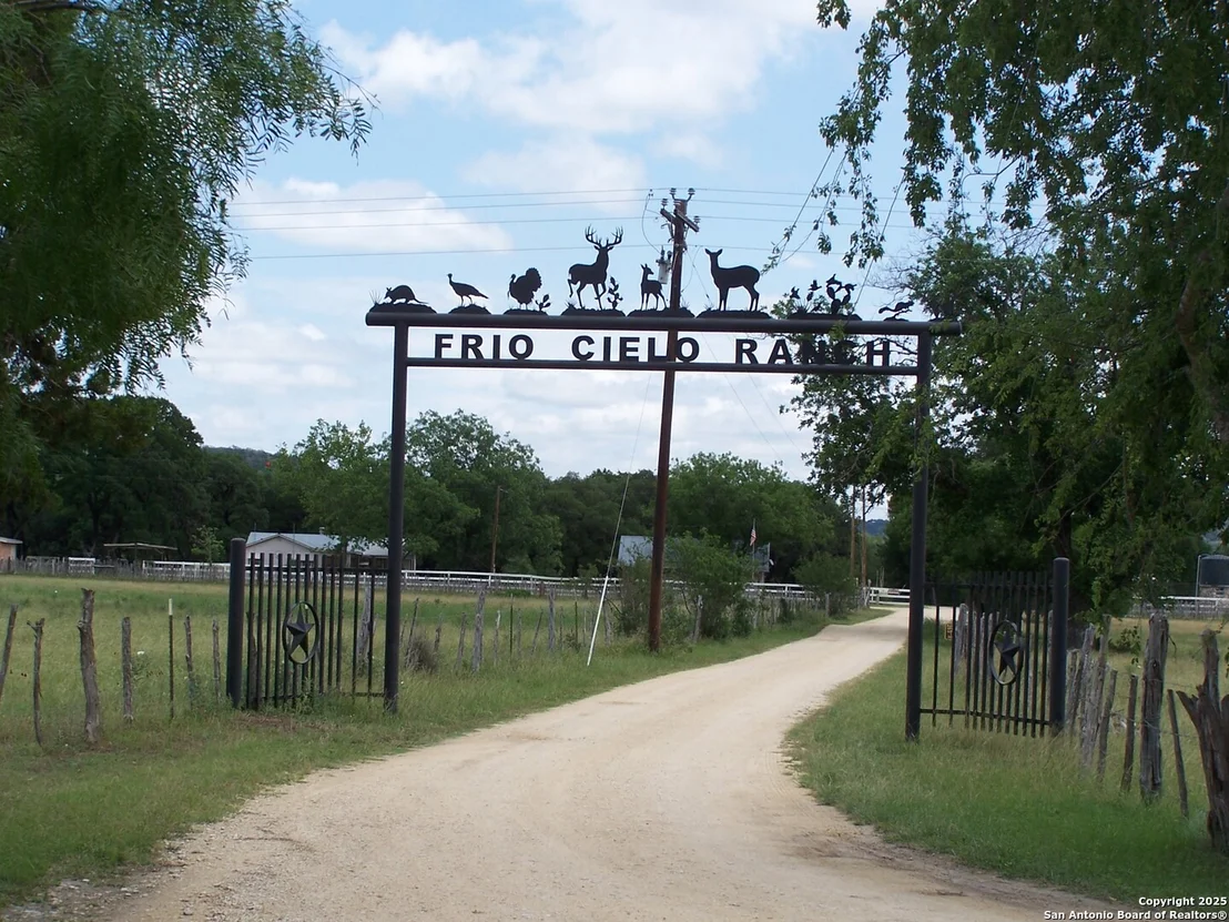 Photo of 394 Squirrel Bend