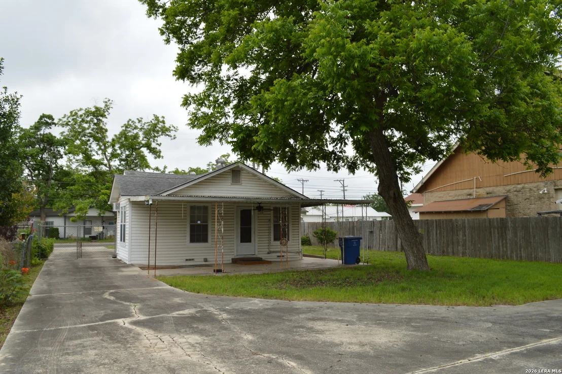 Photo of 425 Robert E Lee