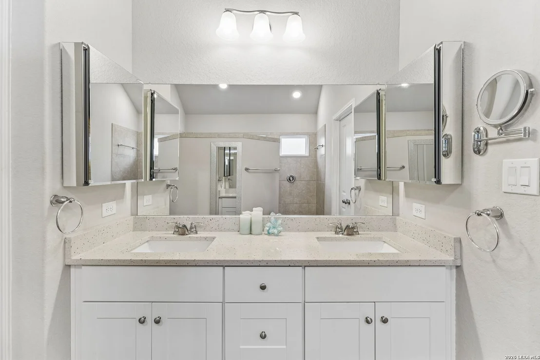 Photo of 3103 BLENHEIM PARK