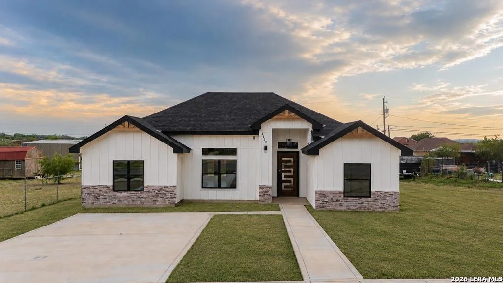 Photo of 4142 Buck Dr.