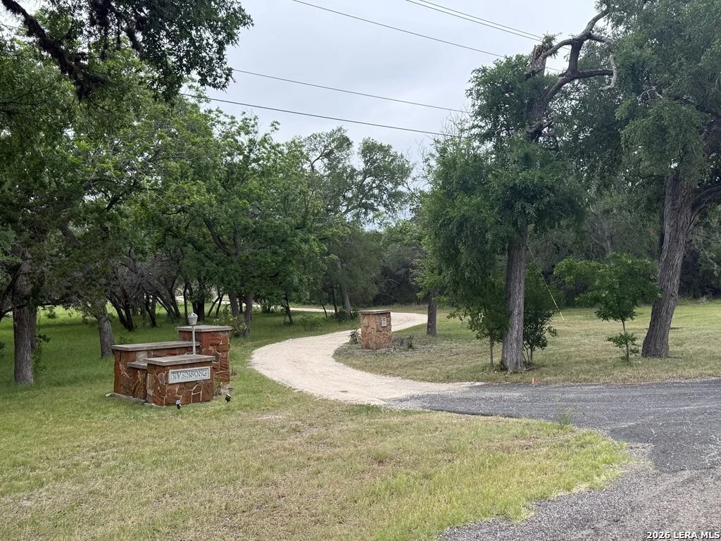 Photo of 28799 N US HIGHWAY 83