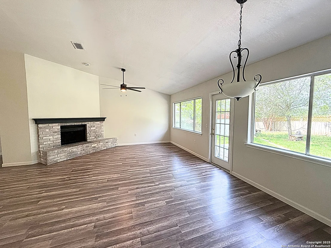 Photo of 14663 Hillside Ridge