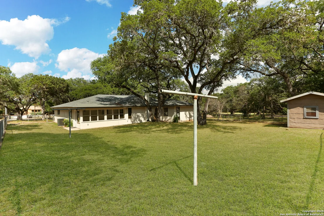 Photo of 19819 Bat Cave Rd