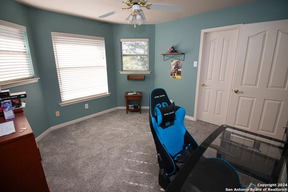 Photo of 8526 FAIRWAY TRACE DR