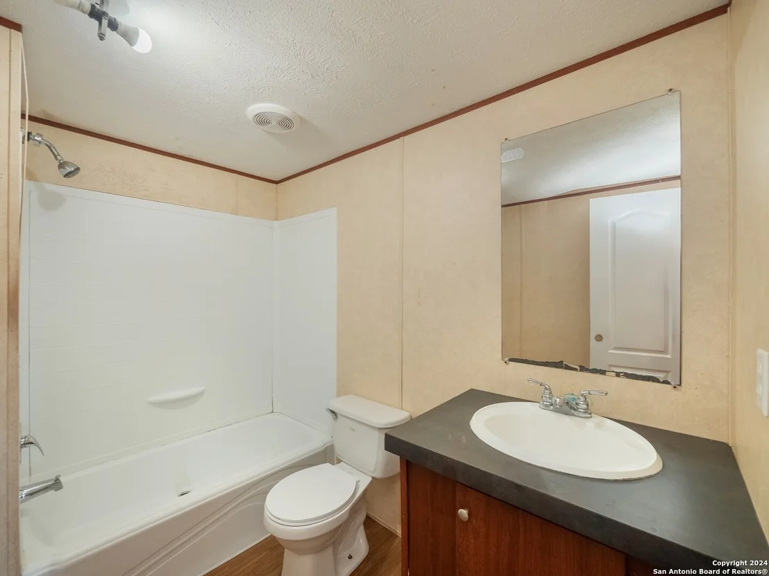 Photo of 112 Rolling Hills Dr