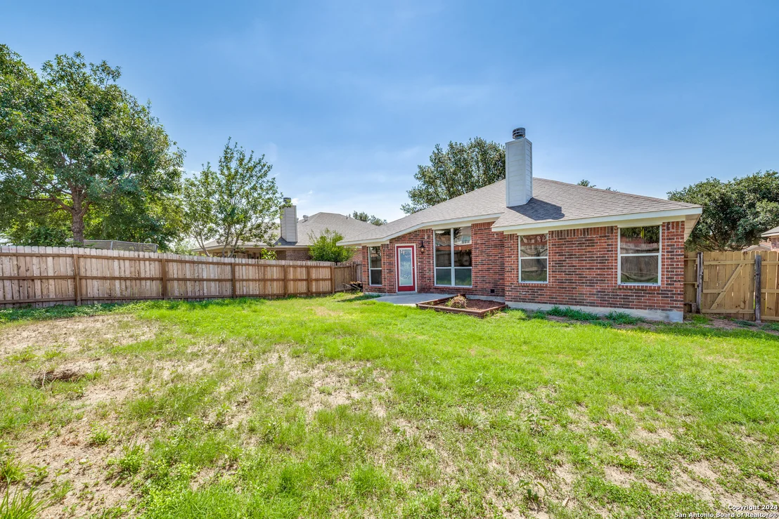 Photo of 9663 EMERALD PLACE