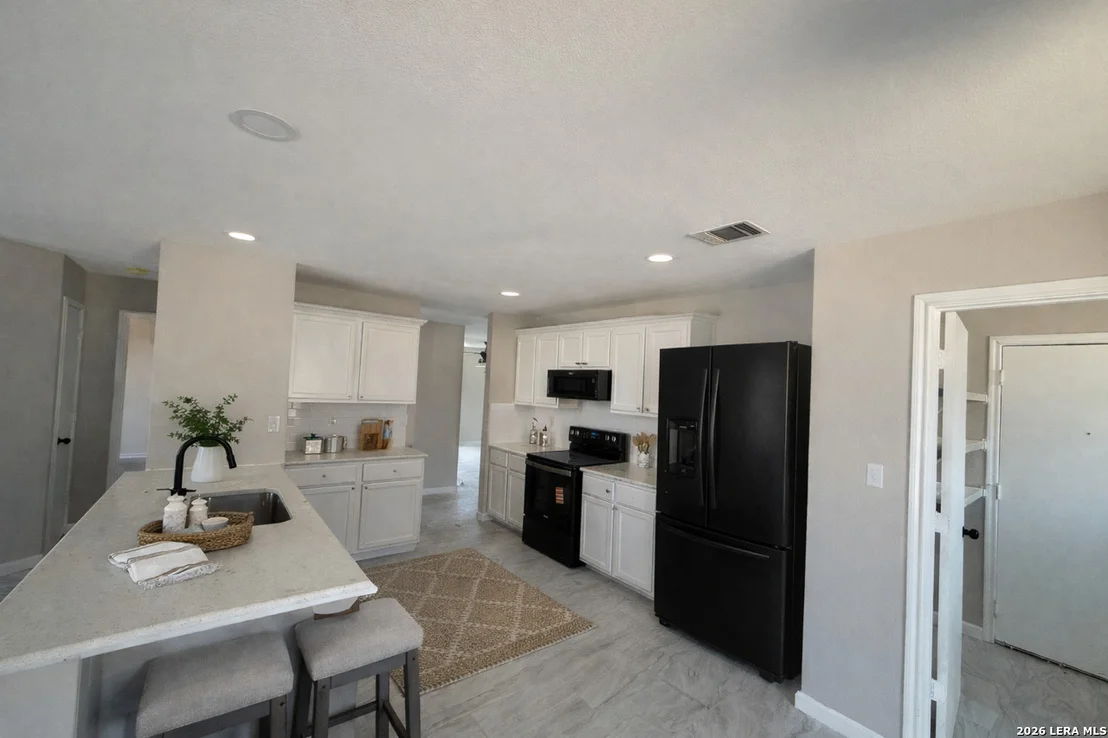 Photo of 117 CREEKSIDE DR