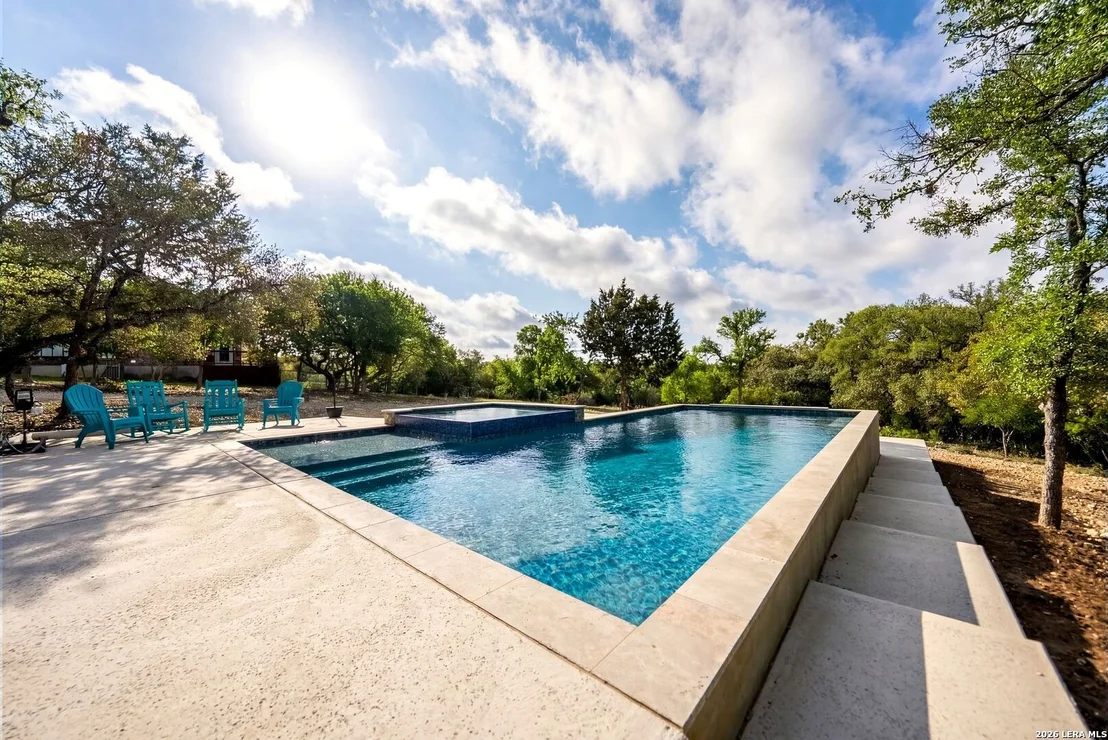 Photo of 721 Timber Bluff