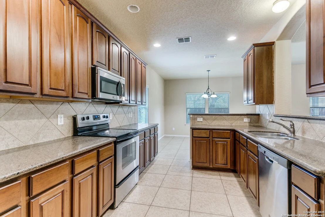 Photo of 3418 Alonzo Fields