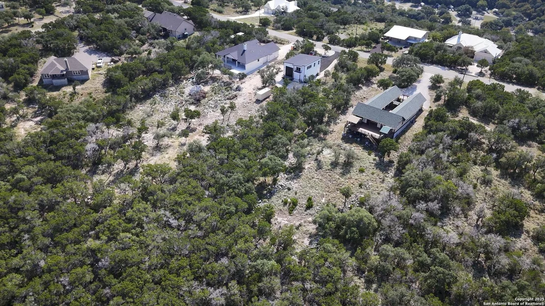 Photo of 2601 Summit Dr