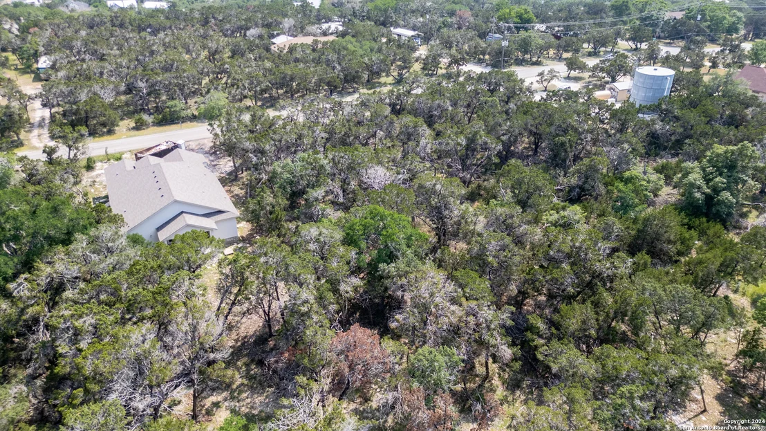Photo of 6136 TANGLEWOOD TRL