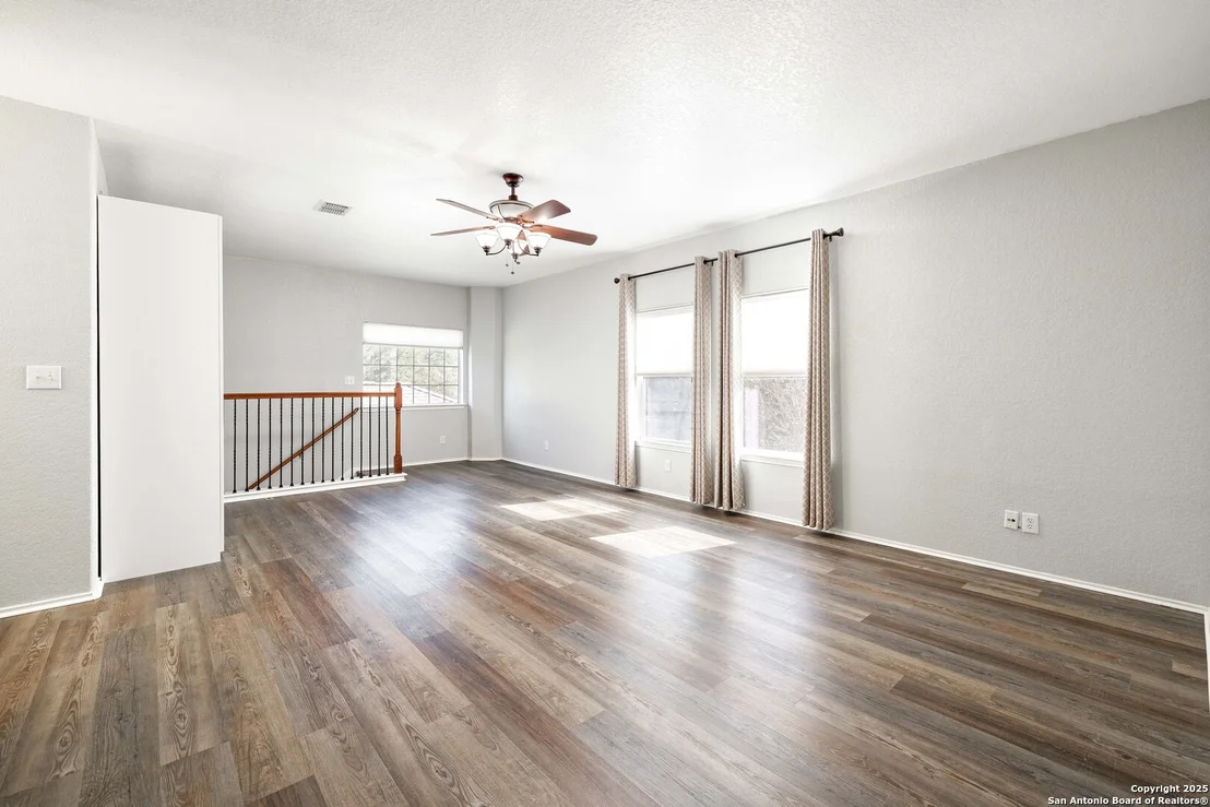 Photo of 1158 Kite Corner