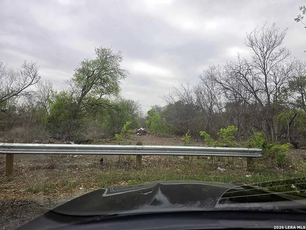 Photo of 1900 Hunt Ln