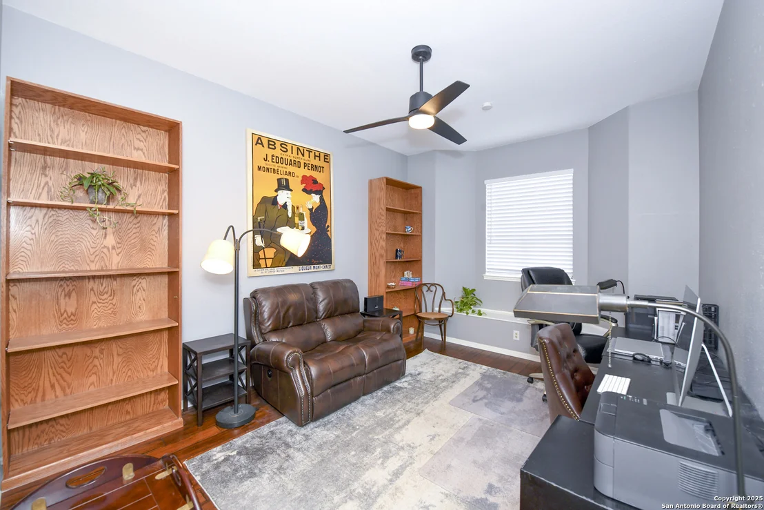Photo of 3470 River Path