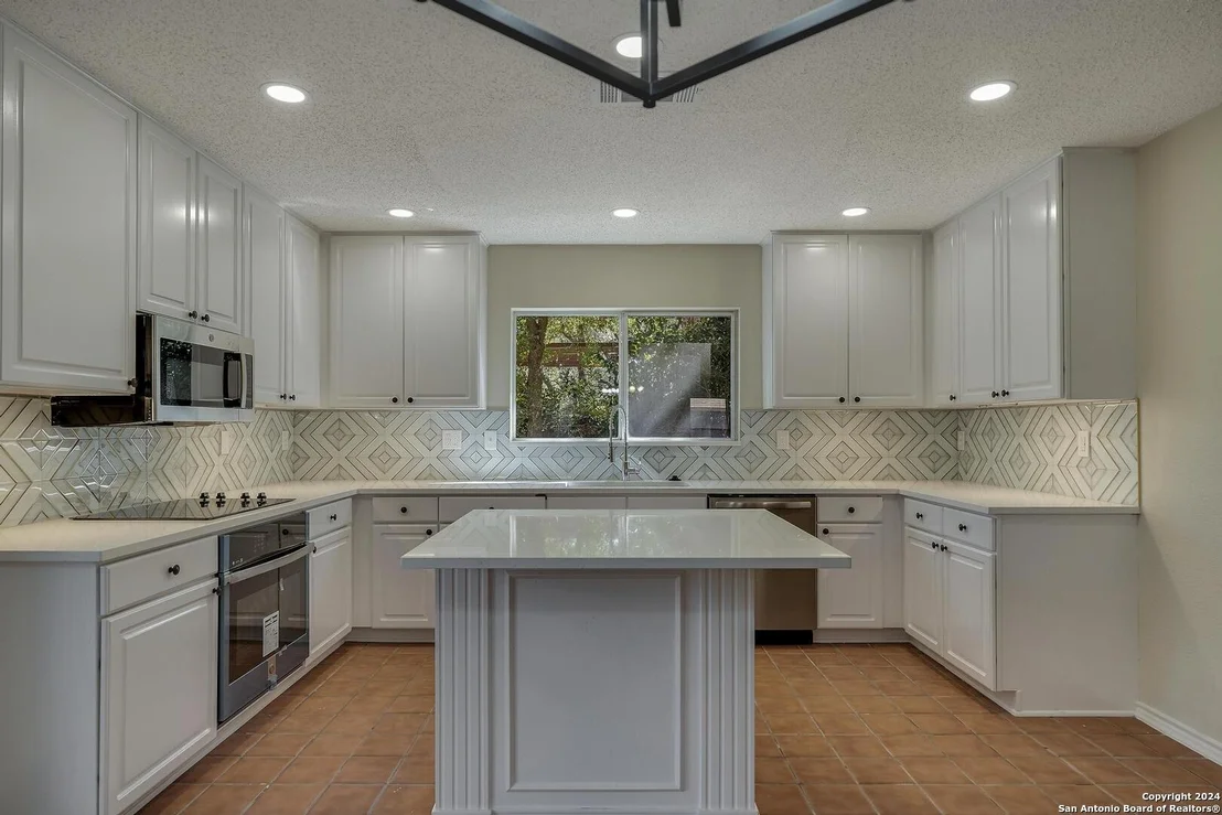 Photo of 14214 PEBBLE GLADE