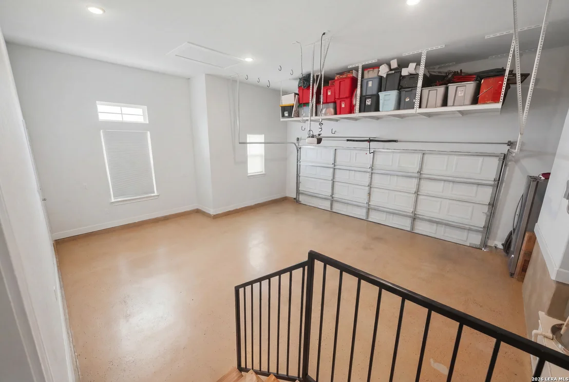 Photo of 212 HIGH POINT CIR