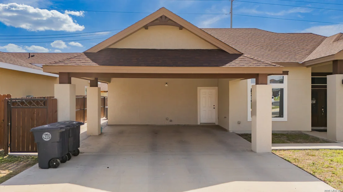 Photo of 2349 VILLA ROMEL BLVD