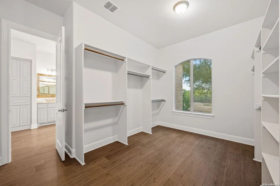 Photo of 112 ROLLING VIEW DR