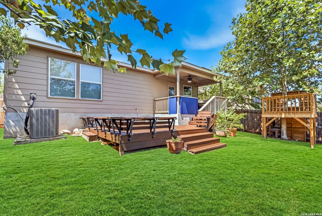 Photo of 24266 Invitation Oak