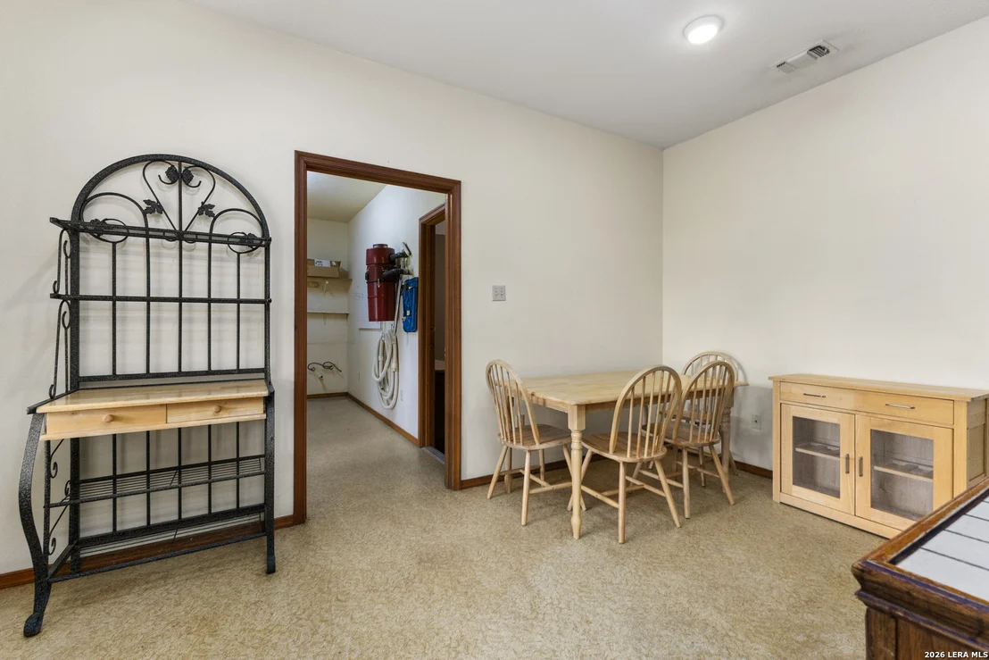Photo of 165 SETTLERS CIR