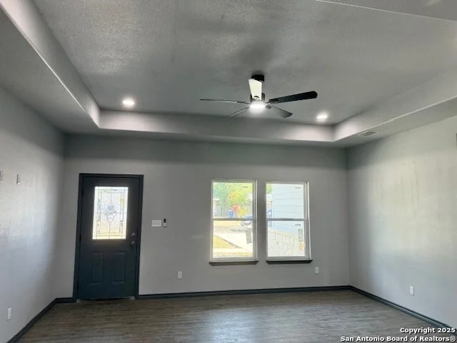 Photo of 1207 E Widhelm