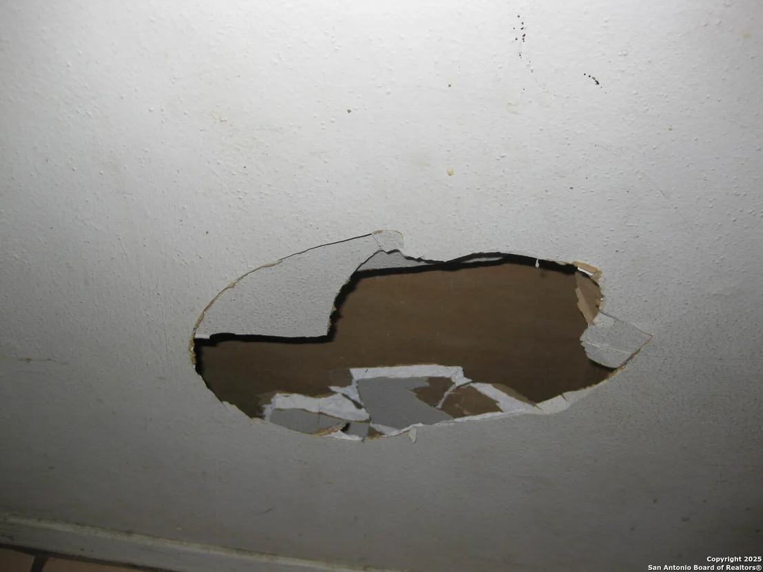 Photo of 5406 Clover Dr.