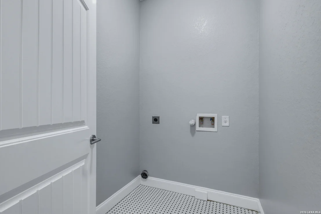 Photo of 825 Eventide