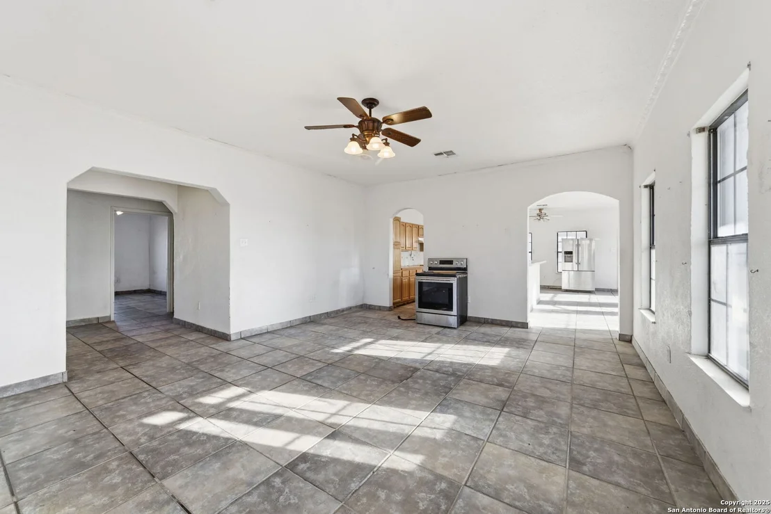 Photo of 113 Private Road 6744