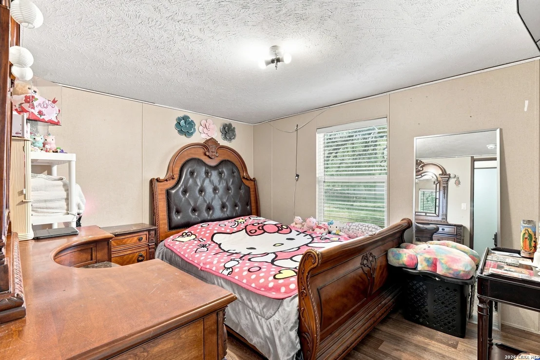 Photo of 735 PARK ST