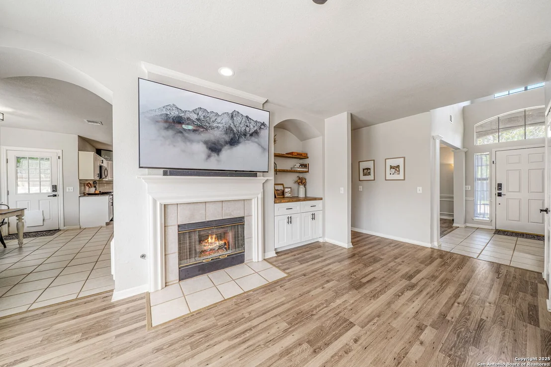 Photo of 11203 Jadestone